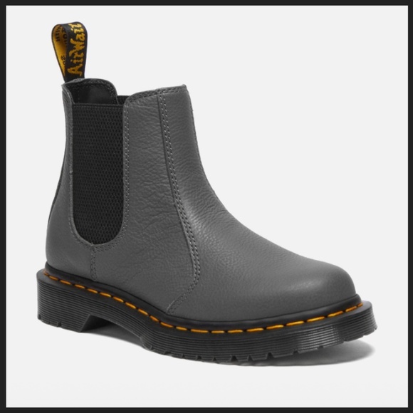 Dr. Martens 2976 Women US 10 Gray Virginia Leather Chelsea Boots New with tags - Picture 6 of 15